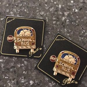🚌 Unique School bus pins